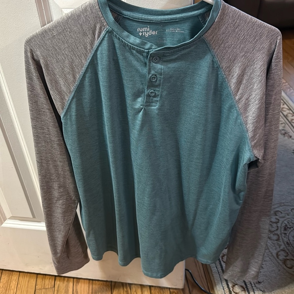 Color block Henley -quick dry